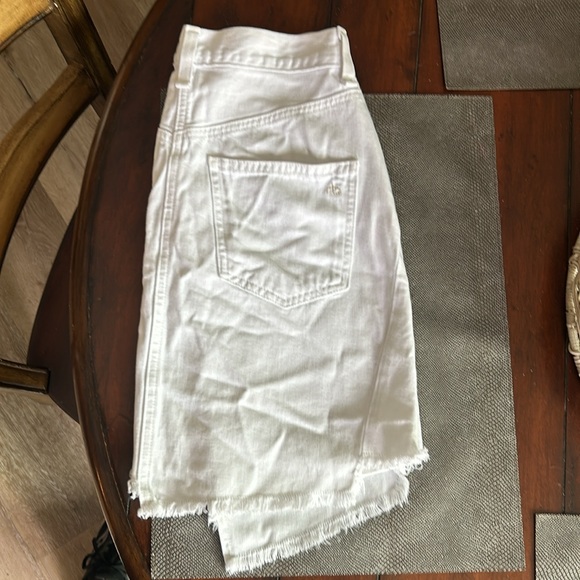 Rag & Bone jeans skirt size 26 longest length 19’ shortest 16,  waist 14’ - Picture 2 of 4
